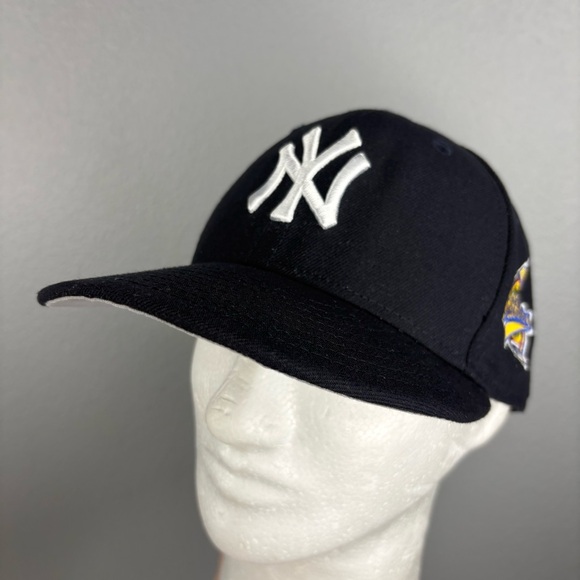 NY Yankees 1996 World Series Fitted Hat - Picture 1 of 11
